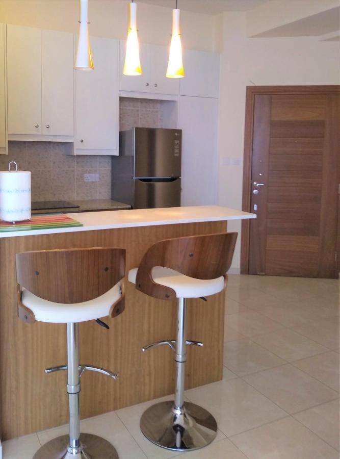 T&E Apartment Larnaca Ngoại thất bức ảnh