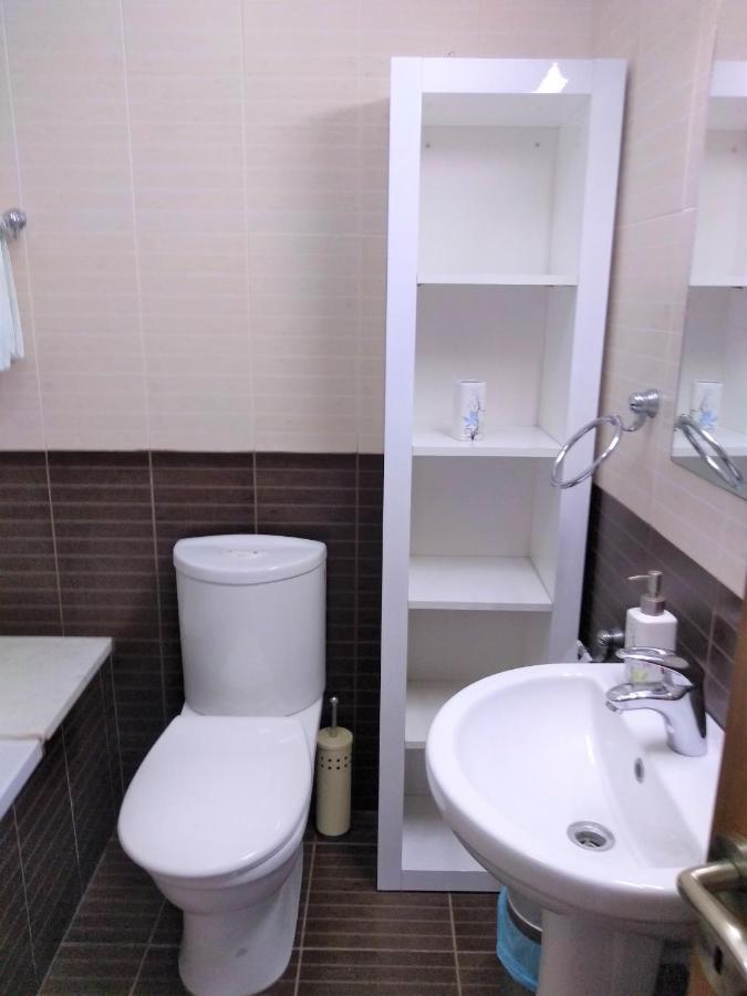 T&E Apartment Larnaca Ngoại thất bức ảnh